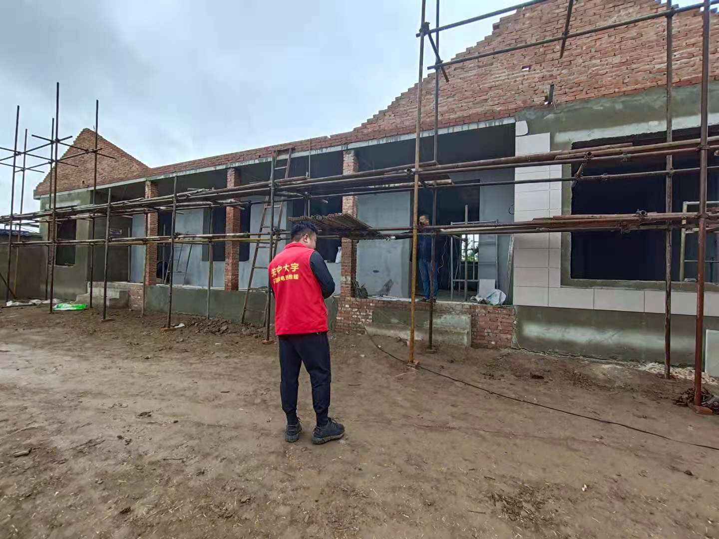 西峰自建模块房石墨烯电地暖安装